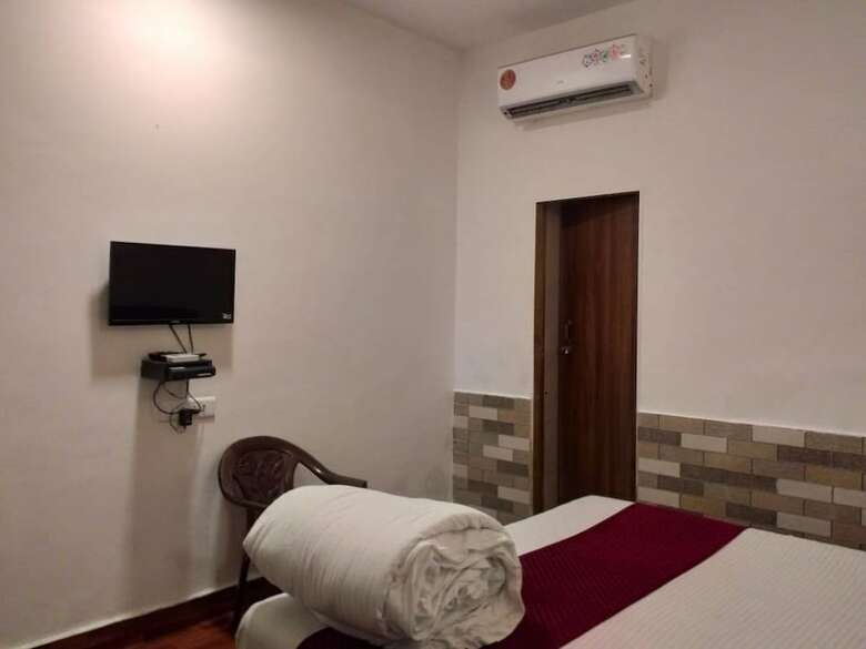 Bed & Breakfast Shaheer Hospitality 111