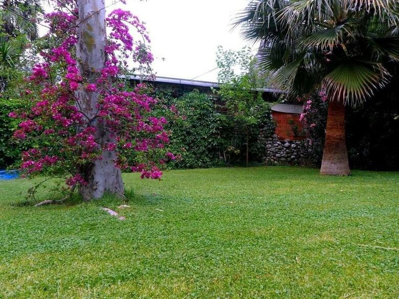 Hotel Arya Holiday Houses