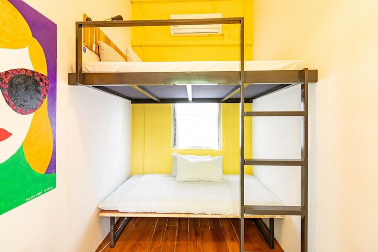 Hostal Lyns Home Boutique Hostel