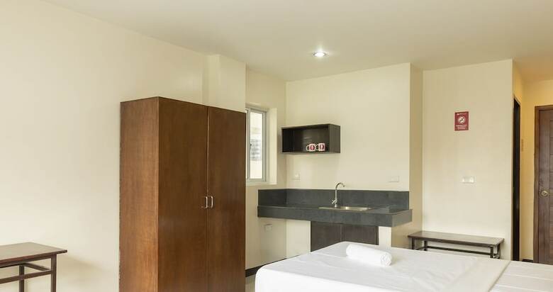 Hotel Zen Rooms 10th Ave Cubao