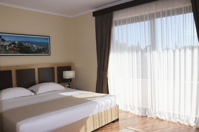 Hotel Tropikal Resort