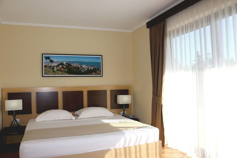 Hotel Tropikal Resort