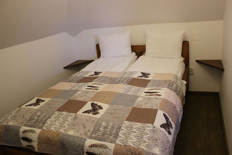 Hotel C?su?a Cu Stuf