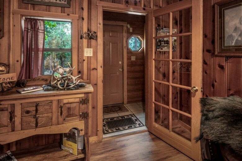 Bear Country Cabin