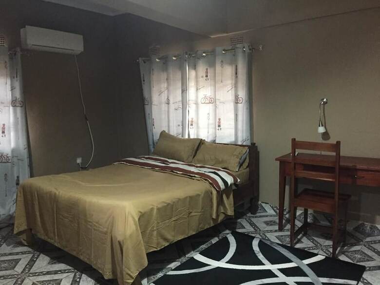 Hotel Hooters Lodge