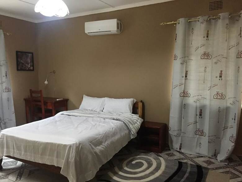 Hotel Hooters Lodge