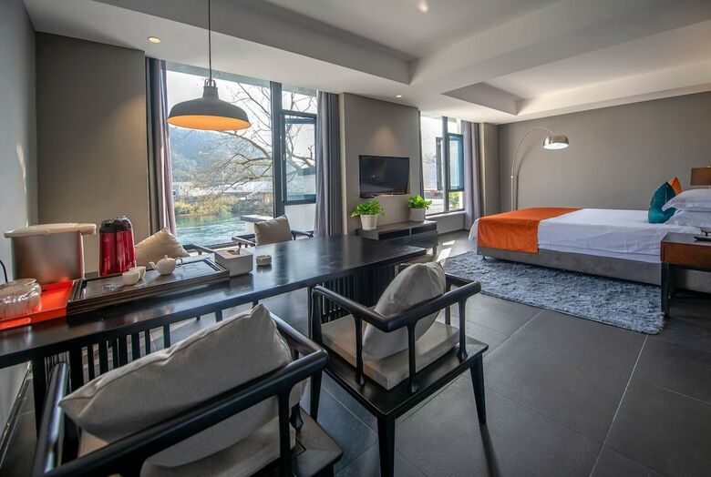 Hotel Dreamhouse