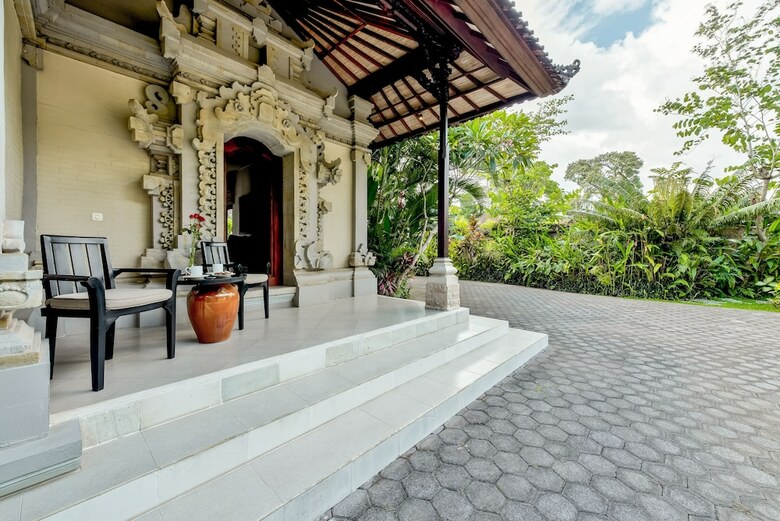 Villa Cemadik