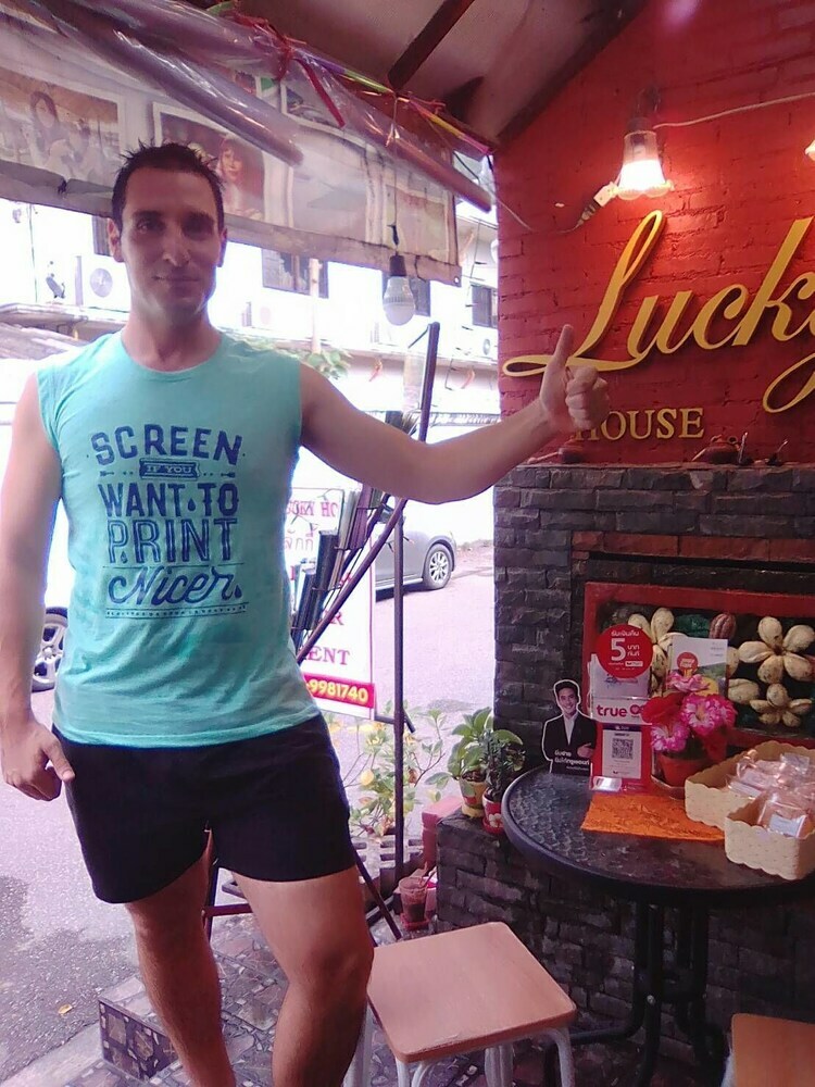 Hostal Lucky House Phra Sing Chiangmai - Hostel