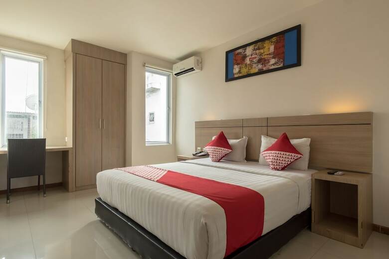 Putra Mulia Hotel