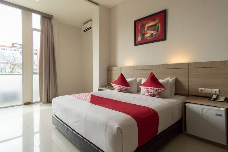 Putra Mulia Hotel