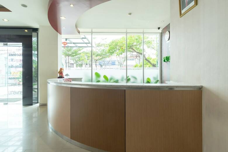 Putra Mulia Hotel
