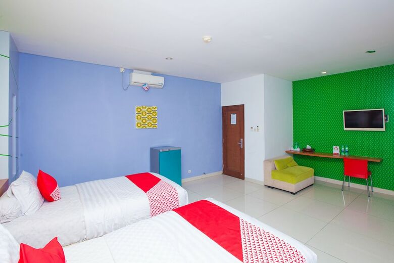 Hostal Oyo 340 Cleo Guest House