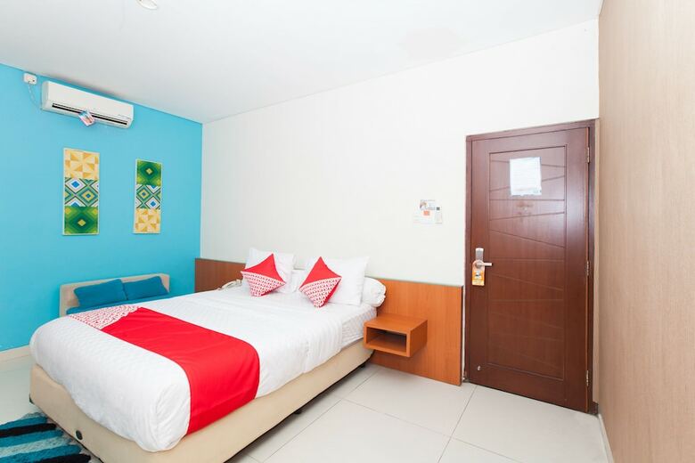 Hostal Oyo 340 Cleo Guest House