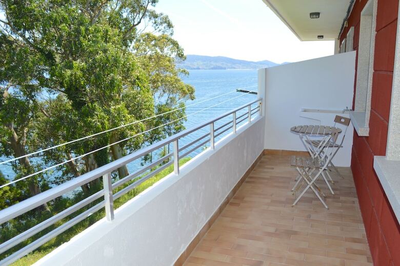 Apartamentos Sin�s Playa