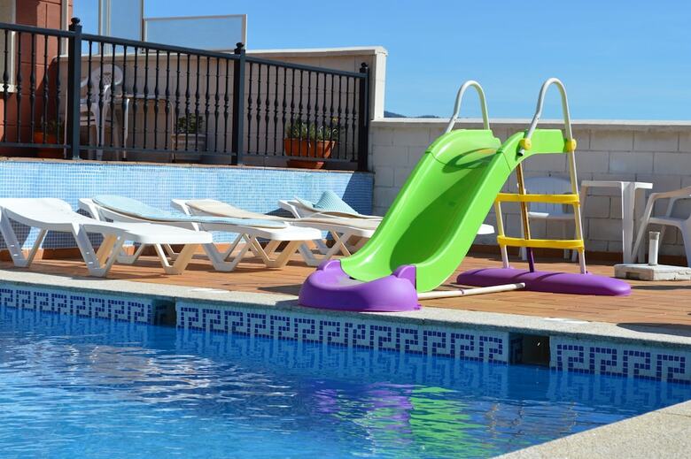 Apartamentos Sin�s Playa