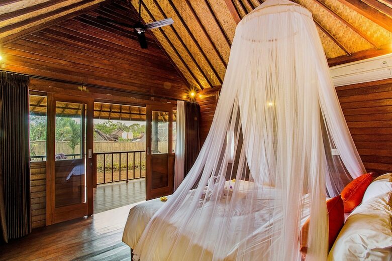 Hotel Samanta Huts Lembongan