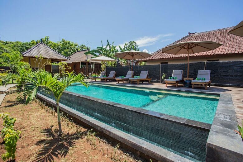 Hotel Samanta Huts Lembongan