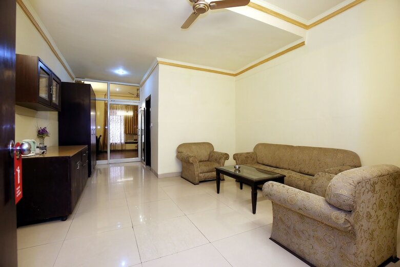 Hotel Oyo 139 Hanh Long