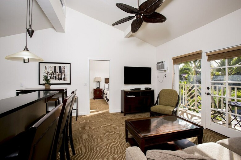 Aina Nalu - Two Bedroom Condo