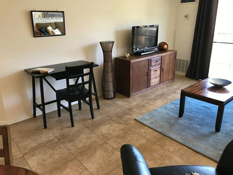 Kauhale Makai 430 - One Bedroom Condo