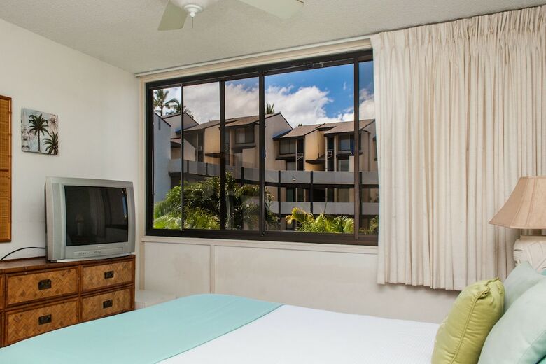 Kamaole Sands 8205 - Two Bedroom Condo