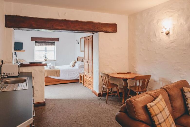 Bed & Breakfast Home Farm & Lodge