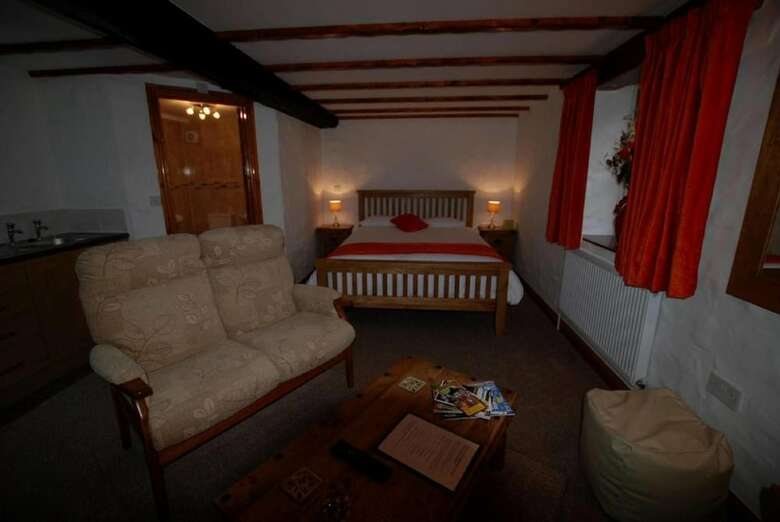 Bed & Breakfast Home Farm & Lodge