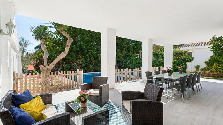 Anfitrion Villas & Suites