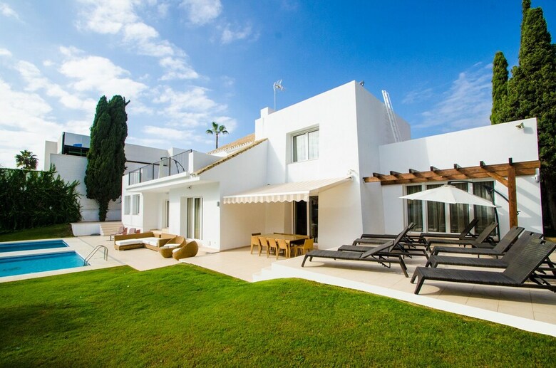 Anfitrion Villas & Suites