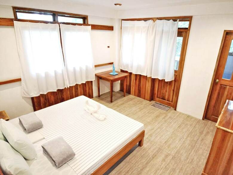 Hotel Pahiluna Guesthouse