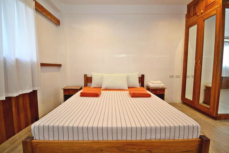 Hotel Pahiluna Guesthouse