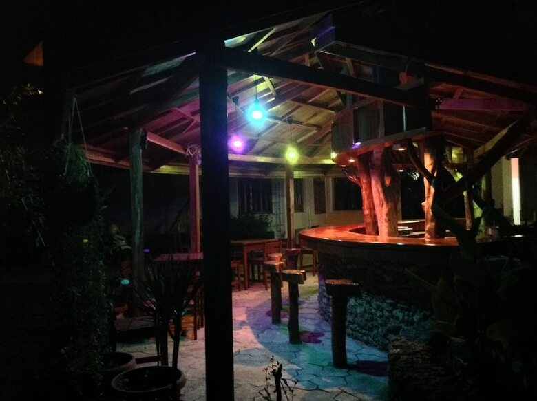 Hotel Pahiluna Guesthouse