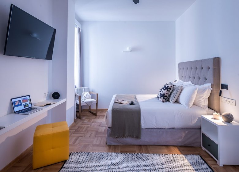 Hotel Shapes Luxury Suites