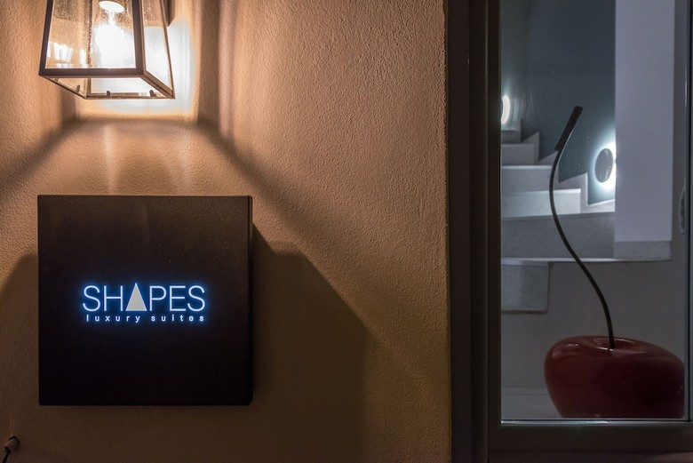 Hotel Shapes Luxury Suites