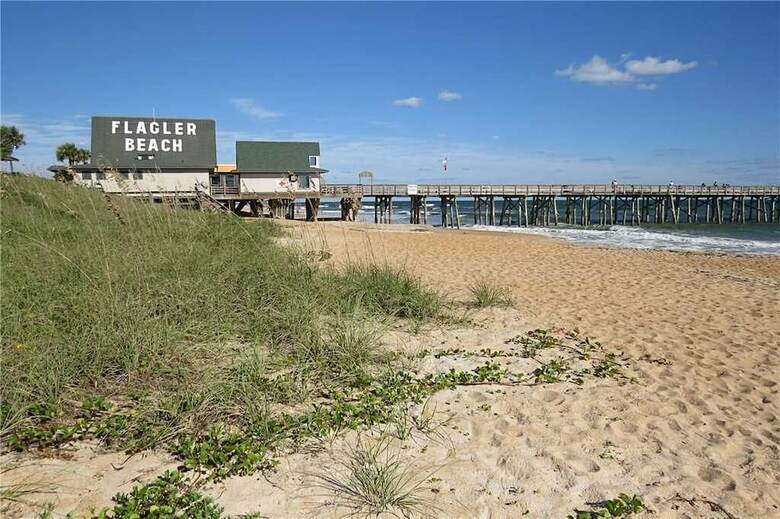 Beach Daze - Four Bedroom Home