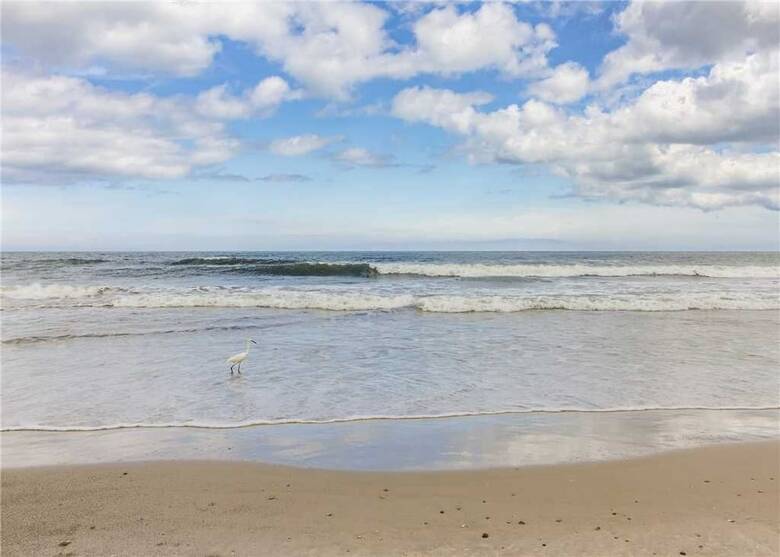 Beach Daze - Four Bedroom Home
