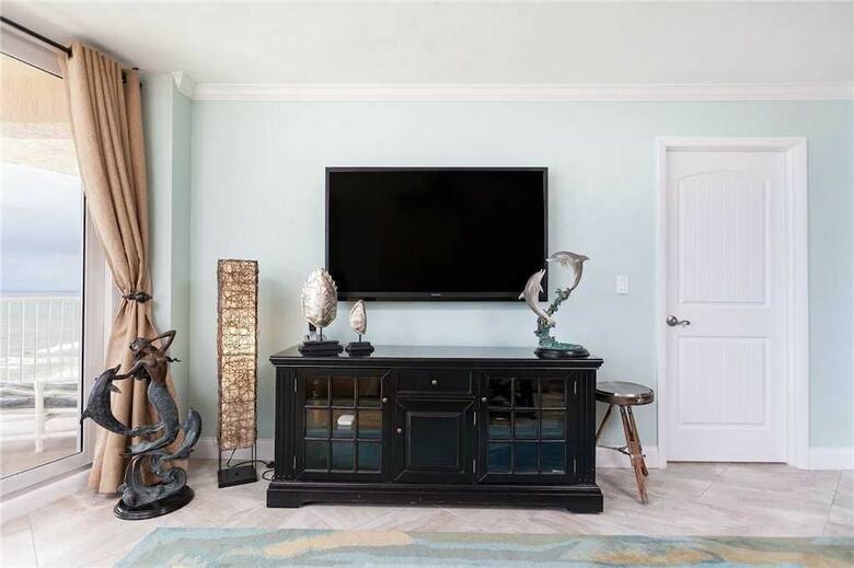 Shores Club 1104 - Two Bedroom Condo