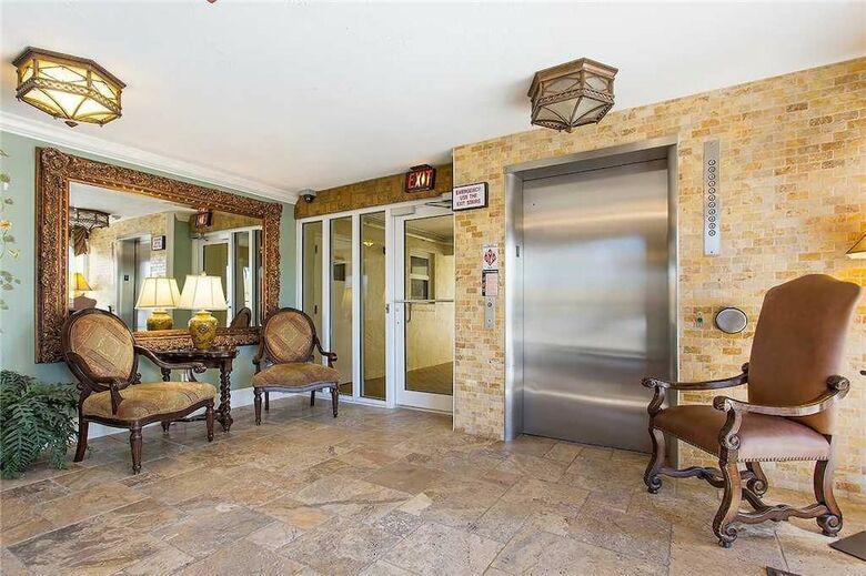 Shores Club 1104 - Two Bedroom Condo