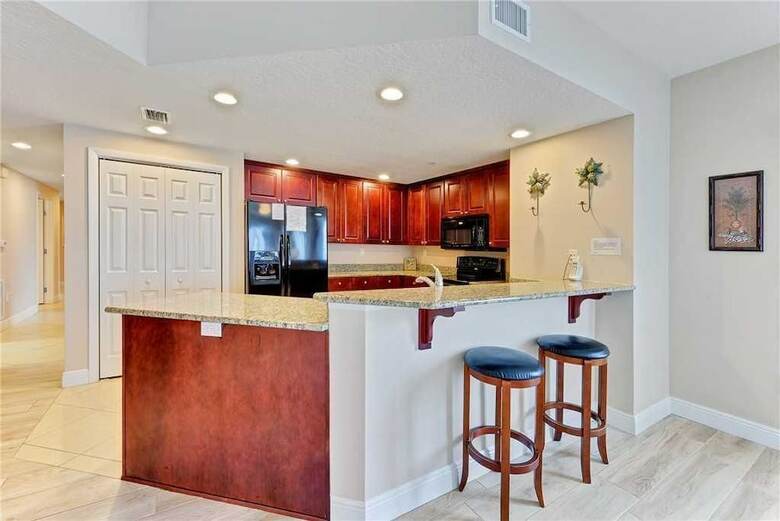Sanibel 902 - Three Bedroom Condo