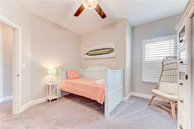 Beachykeen - Four Bedroom Home