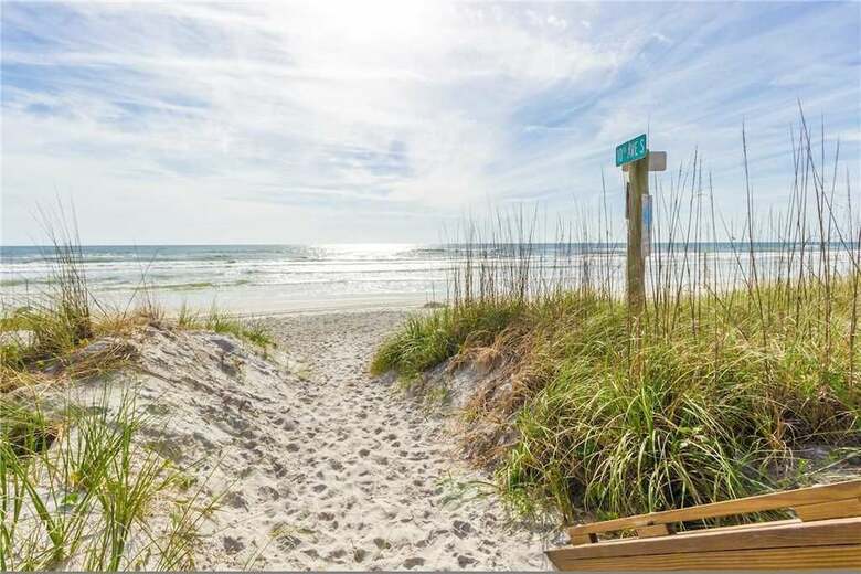 Beachykeen - Four Bedroom Home