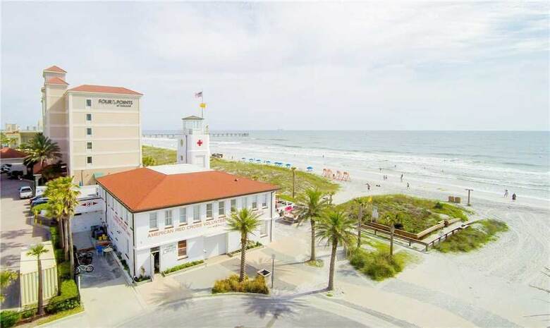 Beachykeen - Four Bedroom Home