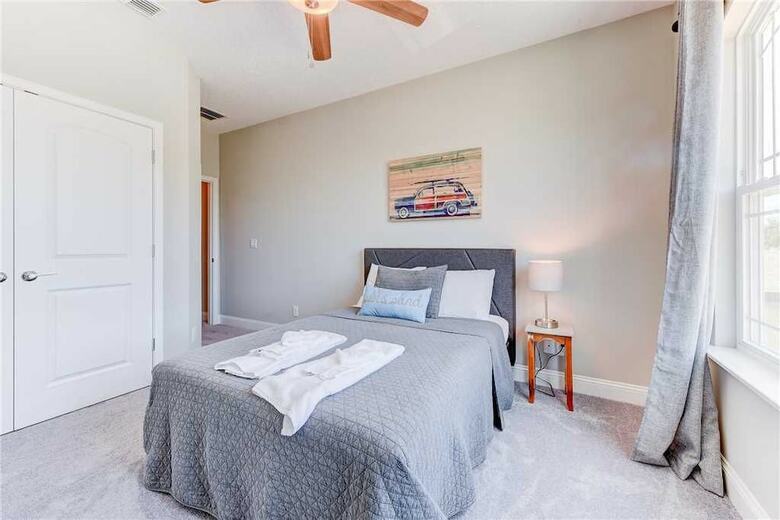 Beachykeen - Four Bedroom Home