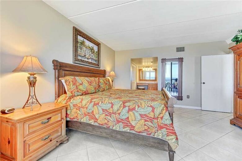Surfside Condo 503 - Two Bedroom Condo