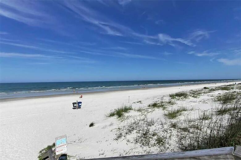 Averys Ocean Breeze B - Three Bedroom Home