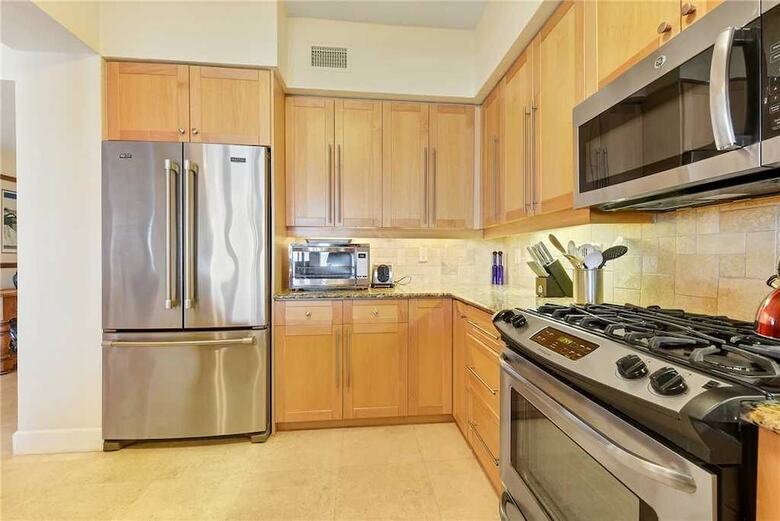 Bella Mar 202 - Four Bedroom Condo
