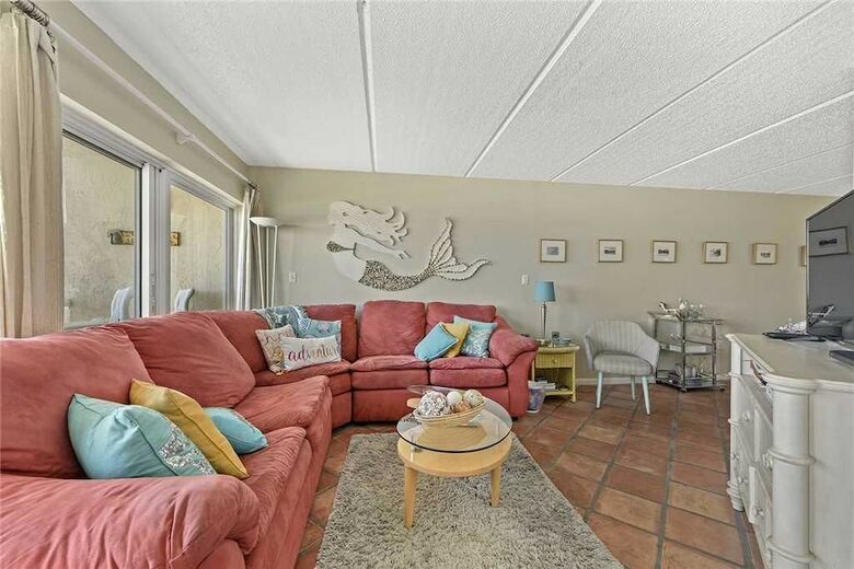 Jacksonville Beachdrifter 403 - Two Bedroom Condo
