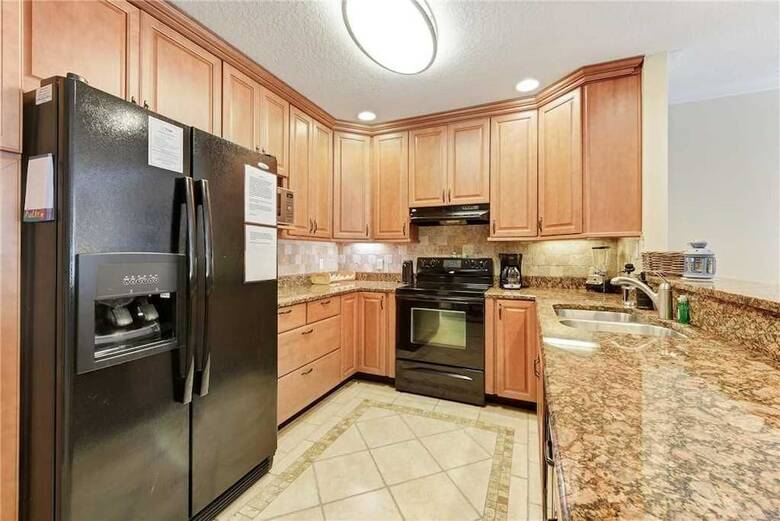 Ocean Reef 305 - Three Bedroom Condo