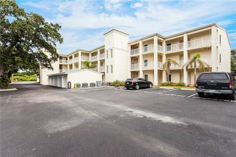 Ocean Reef 305 - Three Bedroom Condo